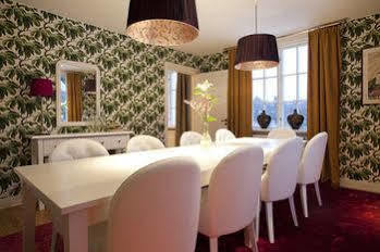 Hotel Smadalaroe Gard & 4*